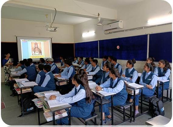 આદર્શ એકેડેમી